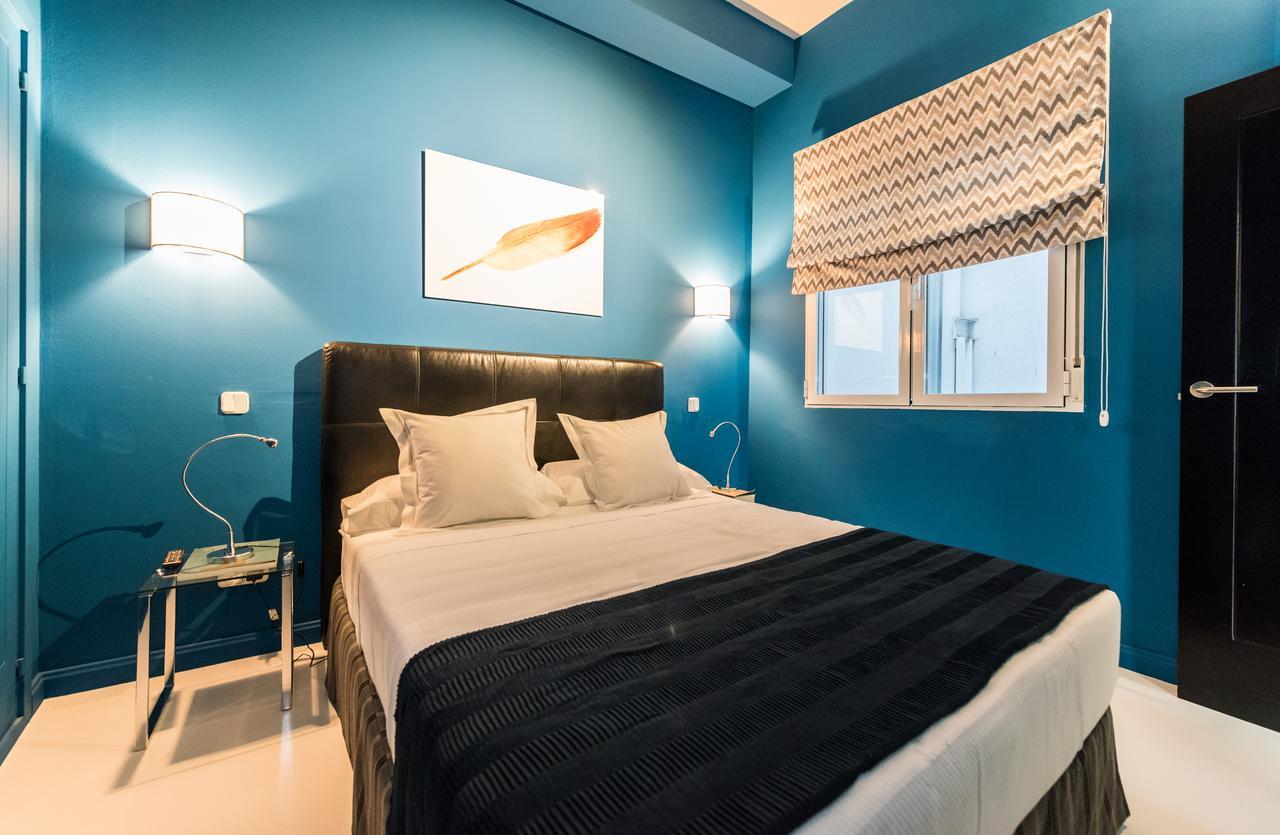 Plaza Santa Ana Apartment Madrid Bagian luar foto