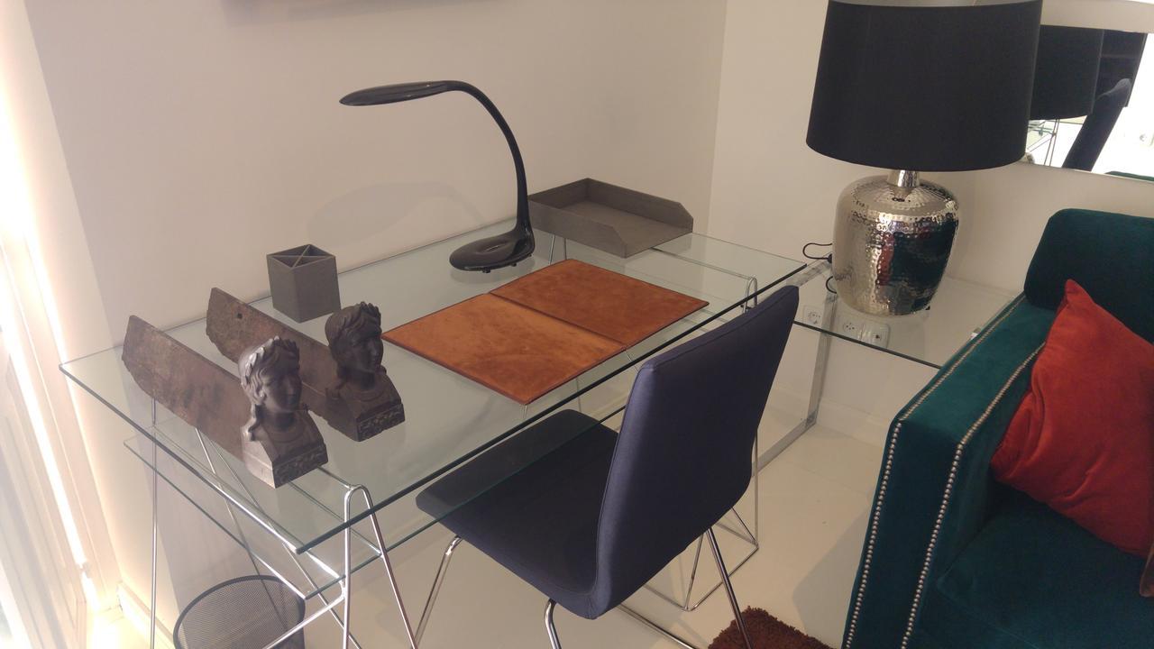 Plaza Santa Ana Apartment Madrid Bagian luar foto