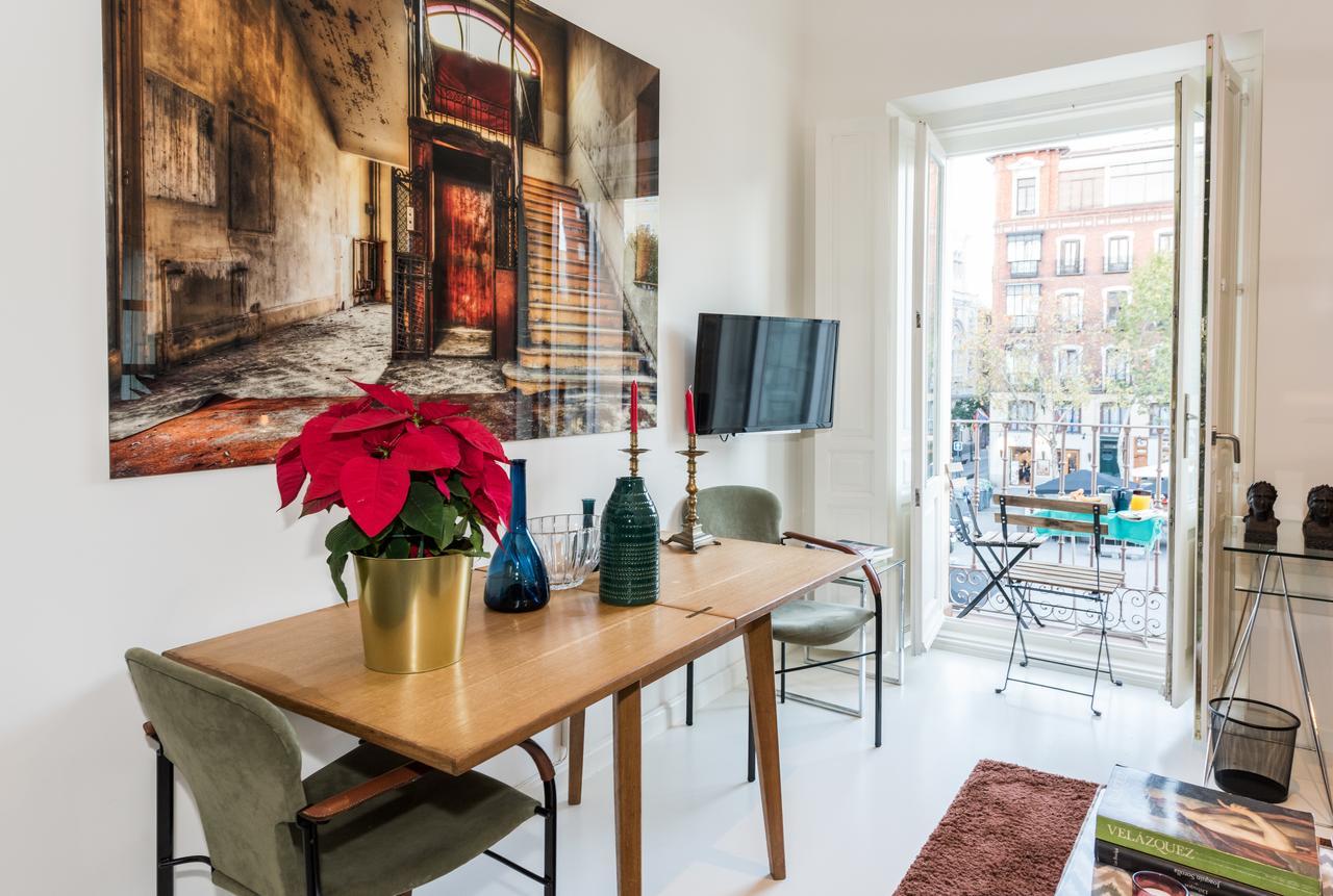 Plaza Santa Ana Apartment Madrid Bagian luar foto